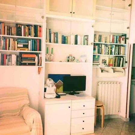 Cosy Studio Flat On The Seaside Appartement Ostia Buitenkant foto